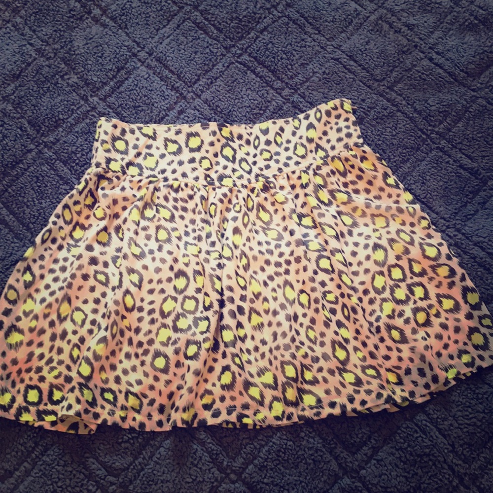 Leopard skirt